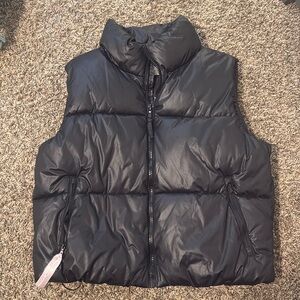 Black puffer vest